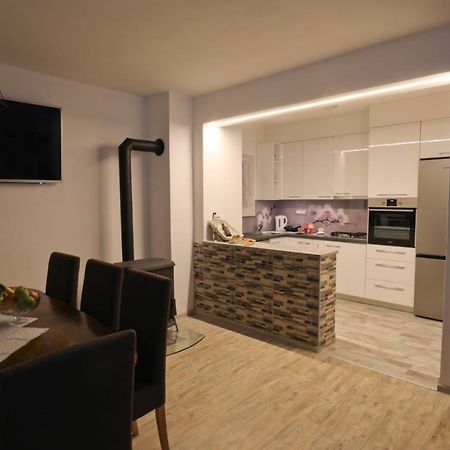 Apartman Teo &Tena Otočac Exterior foto