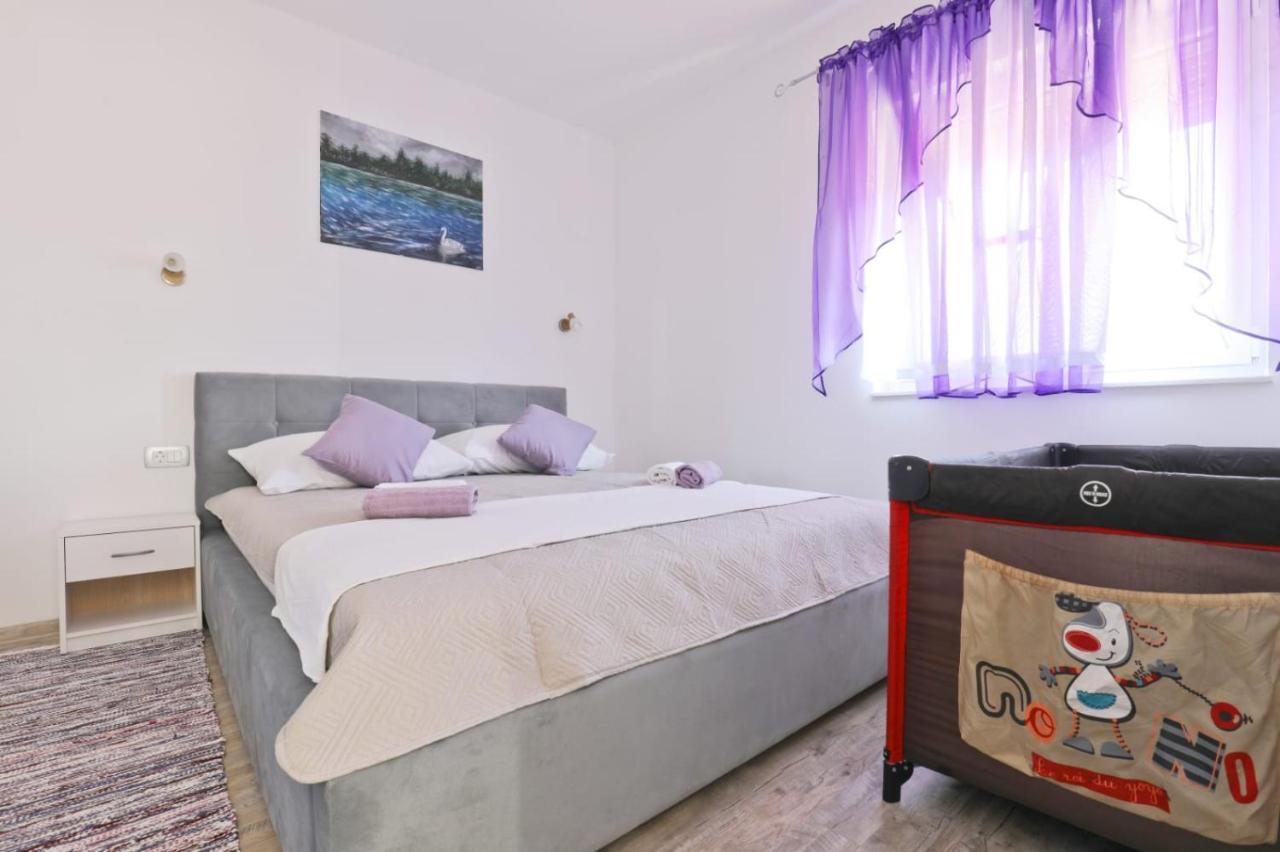 Apartman Teo &Tena Otočac Exterior foto