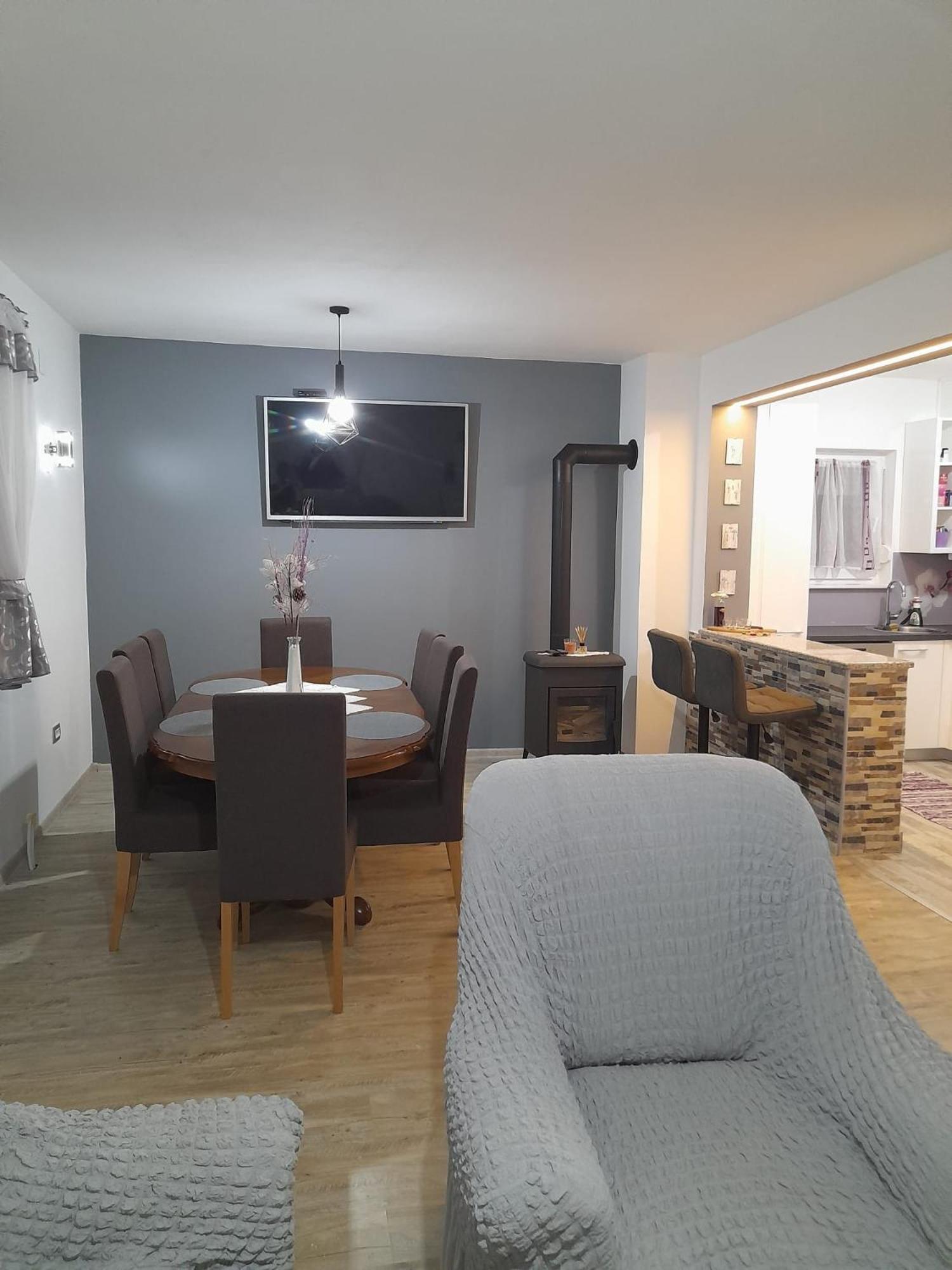 Apartman Teo &Tena Otočac Exterior foto